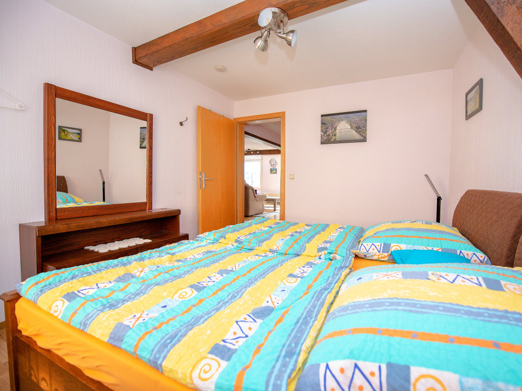 Schlafzimmer 2 mit Kommode